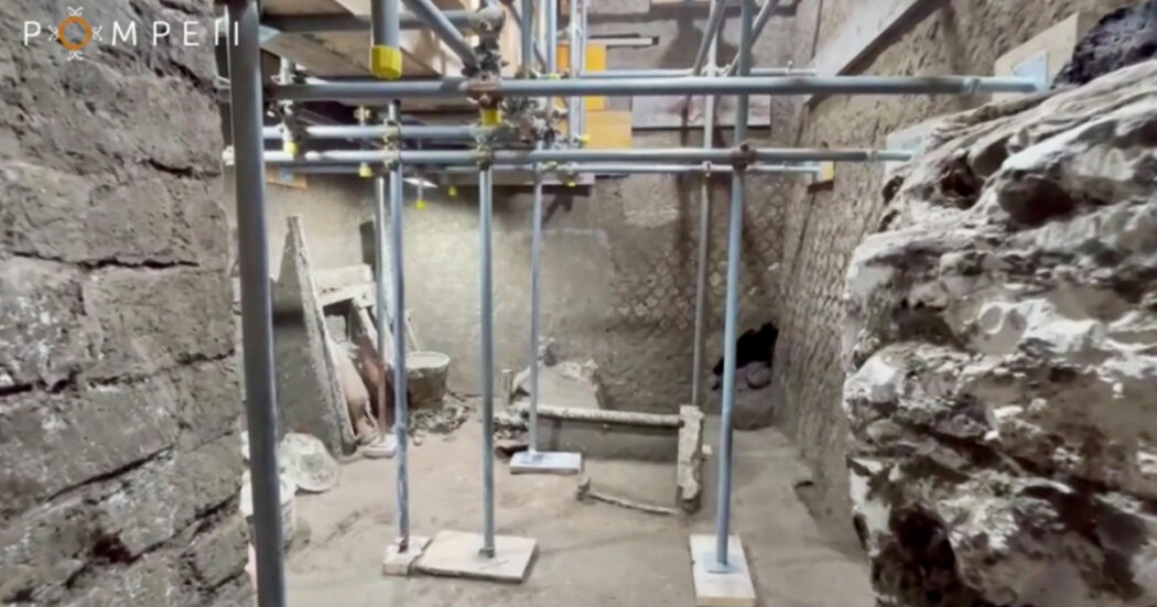 Pompei non smette di sorprendere: a Villa di Civita Giuliana scoperta la casa di un carpentiere – Video