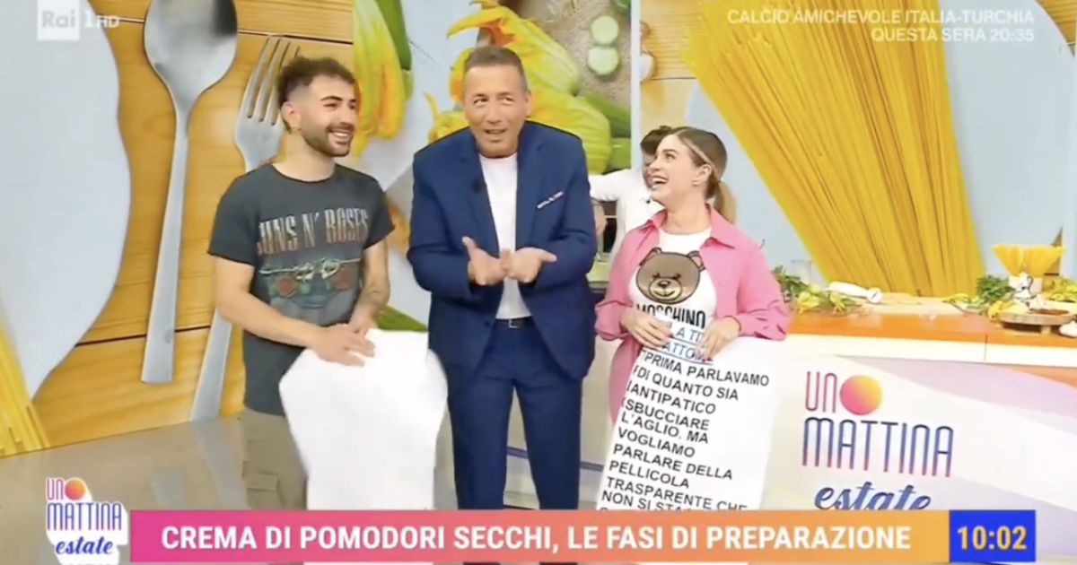 “Siete angeli custodi, ma se non ci date le domande non facciamo niente”. Alessandro Greco nel vortice di autori e “gobbisti” a Unomattina Estate