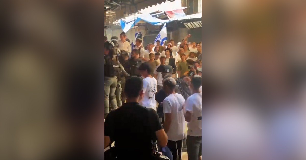 Jerusalem Day, Israeli nationalists throw stones and assault Palestinian residents.  Choir intoned: “Death to the Arabs”