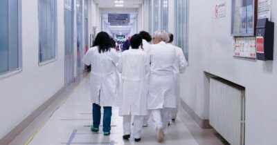 Copertina di La carenza di medici riguarda solo alcune discipline: non si trascuri questa virata dei giovani
