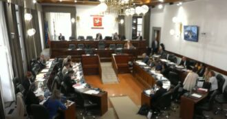 Copertina di Il caso del consigliere toscano del Pd: imputato nel processo politica-concerie e propone la mozione per chiedere più aiuti al settore