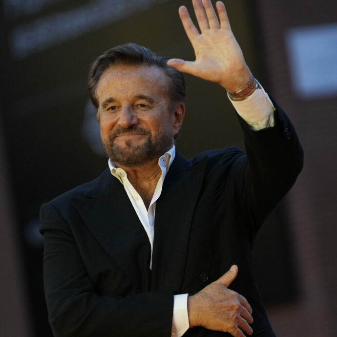 Christian De Sica attacca il politicamente corretto: “Oggi non è più possibile dire niente, ma per far ridere bisogna essere cattivi”