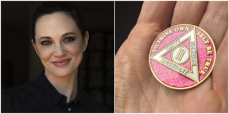 Copertina di Asia Argento festeggia la sua rinascita: “Oggi compio 3 anni di sobrietà, data più importante del mio compleanno. Sono una quasi cinquantenne serena”