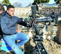 Copertina di Morto Gianluca Bombardone, l’operatore cinematografico stroncato da un malore sul set