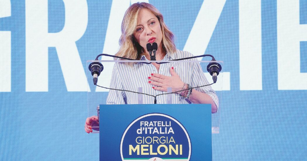 Meloni si autopromuove a pieni voti: “Non avrei potuto fare di più. Penso di dovermi imporre qualche giorno di riposo”