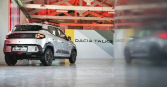 Copertina di Dacia Talks, riflessioni a voce alta su decarbonizzazione e futuro della mobilità