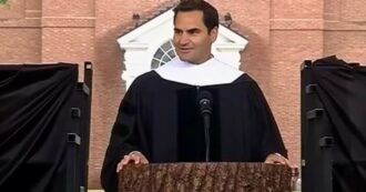 Copertina di “Giocate liberi e siate gentili”: Roger Federer a Dartmouth ha tenuto il più bel discorso della sua carriera – La lezione in 4 punti