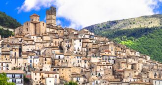 Copertina di Italia segreta: ecco i 10 borghi più suggestivi da visitare quest’estate per una vacanza low cost