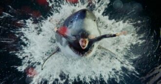 Copertina di Under Paris? La versione cinemeloniana me la immagino con Salvini e le trote assassine