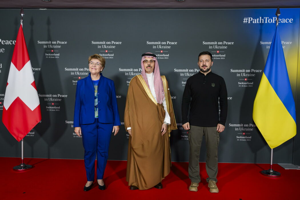 epa11412851 Swiss Federal President Viola Amherd (L) poses with Minister of Foreign Affairs Faisa bin Farhan Al Saud of Saudi Arabia (C) and Ukraine’s President Volodymyr Zelensky (R) during the Summit on Peace in Ukraine, in Stansstad near Lucerne, Switzerland, 15 June 2024. International heads of state gather on 15 and 16 June at the Buergenstock Resort in central Switzerland for the two-day Summit on Peace in Ukraine.  EPA/ALESSANDRO DELLA VALLE / POOL                     EDITORIAL USE ONLY  EDITORIAL USE ONLY