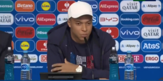 Copertina di Euro 2024, Mbappé scende in campo contro Le Pen e lancia un appello ai giovani: “Andate a votare, gli estremisti sono alle porte”