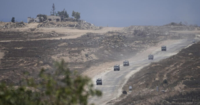 L’esercito israeliano annuncia pausa umanitaria dei combattimenti. Il governo e Netanyahu la stroncano: “Inaccettabile”