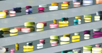 La guerra dei farmaci. Il sistema segreto dei prezzi: accordi imposti da Big Pharma
