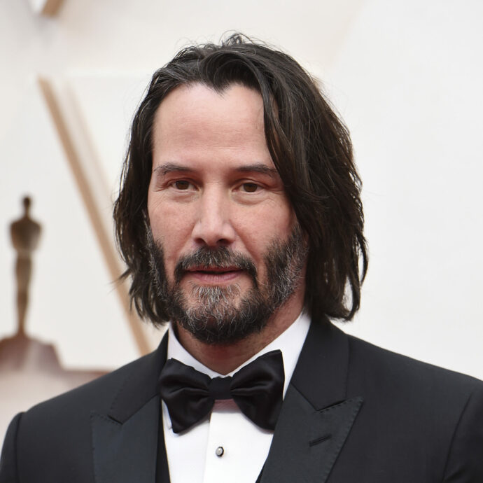 “Ero la donna della vita di Keanu Reeves, ci sentivamo al telefono e gli ho dato 700mila euro”: fan vittima di una mega truffa