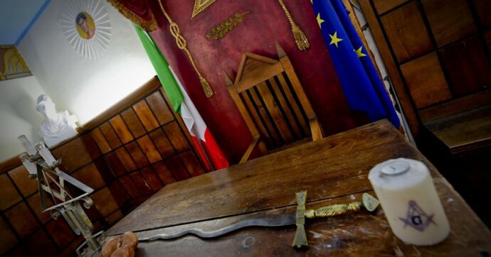 Massoni: il Goi caccia 4mila grembiuli di “Rito Scozzese”