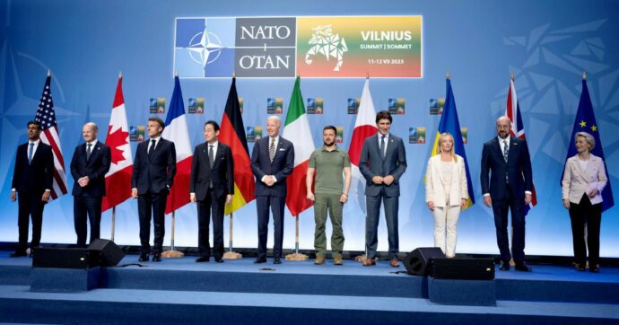 Nato, + 18% di spesa militare: Berlino e altri 22 oltre il 2%