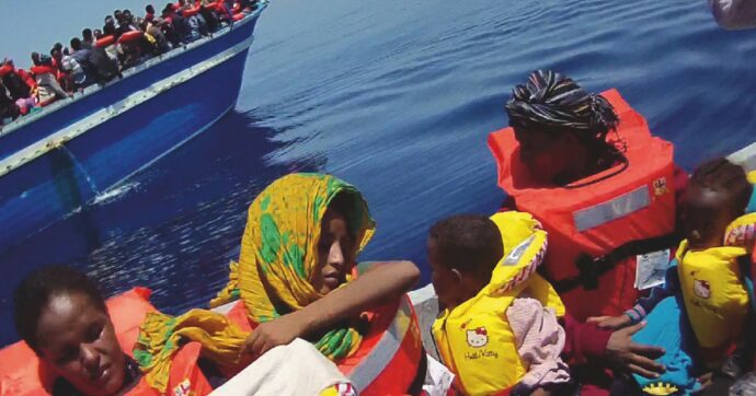 Rotta fantasma, Atene abbandona i migranti: mille morti in due anni