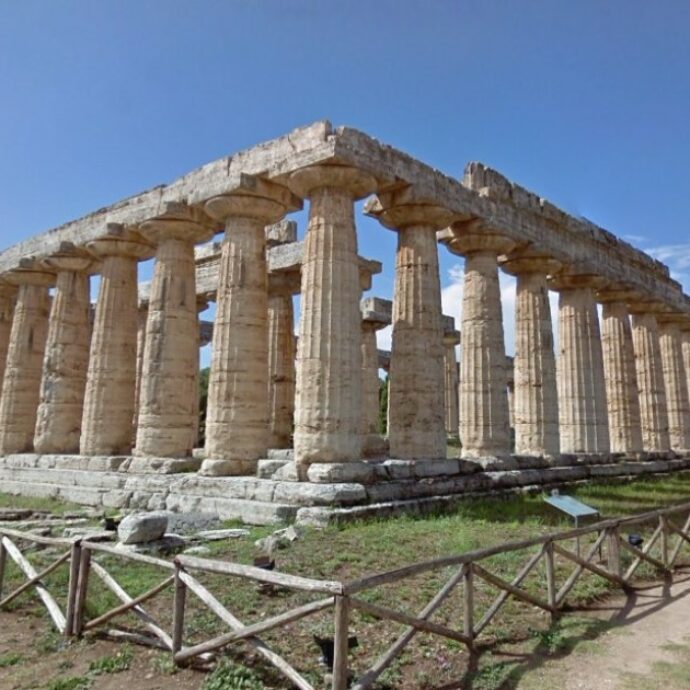 Paestum e gli “affitti speciali” (anche per servizi fotografici). Le tariffe e il “menù” degli spazi da scegliere, dal Tempio di Nettuno al Giardino di Hera