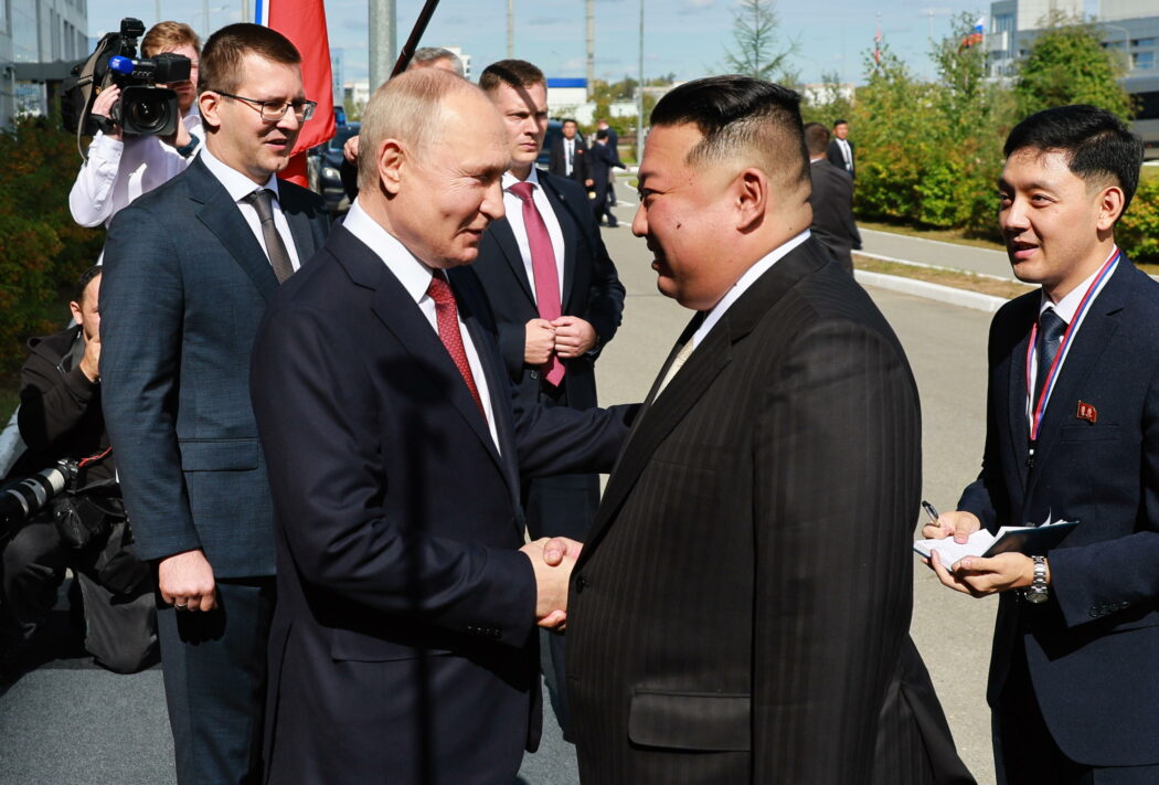 Putin in Corea del nord: “Uniti contro le sanzioni occidentali”. Il legame con Kim rafforzato dalla guerra in Ucraina