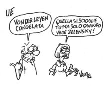 Copertina di La vignetta di Vauro