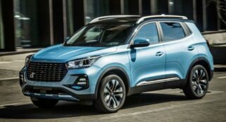 Copertina di Antitrust, multa di 6 milioni a Dr Automobiles per pratiche commerciali scorrette: “Auto prodotte in Cina ma vendute come italiane”