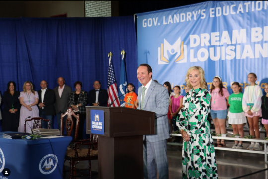 Stati Uniti, “i dieci comandamenti affissi in tutte le classi”: la nuova legge approvata in Louisiana