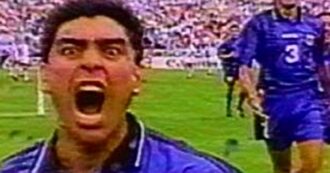 Copertina di Ti ricordi… 30 anni fa l’ultimo gol di Maradona con l’Argentina: meraviglioso come le speranze un minuto prima di essere tradite