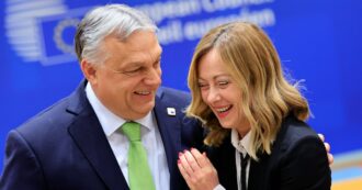 Copertina di Ambasciatori occidentali firmano una lettera per i diritti Lgbtq+ in Ungheria: ma l’Italia non c’è insieme a Romania e Slovacchia