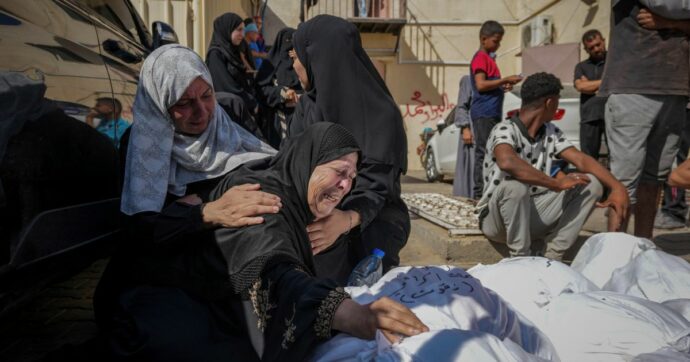 Striscia di Gaza, “altri 10 palestinesi uccisi in raid israeliani”