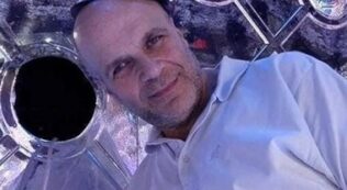 Copertina di Morto Amedeo Gianfrotta, regista di Reazione a Catena e Agorà: stroncato a 59 anni da un malore improvviso