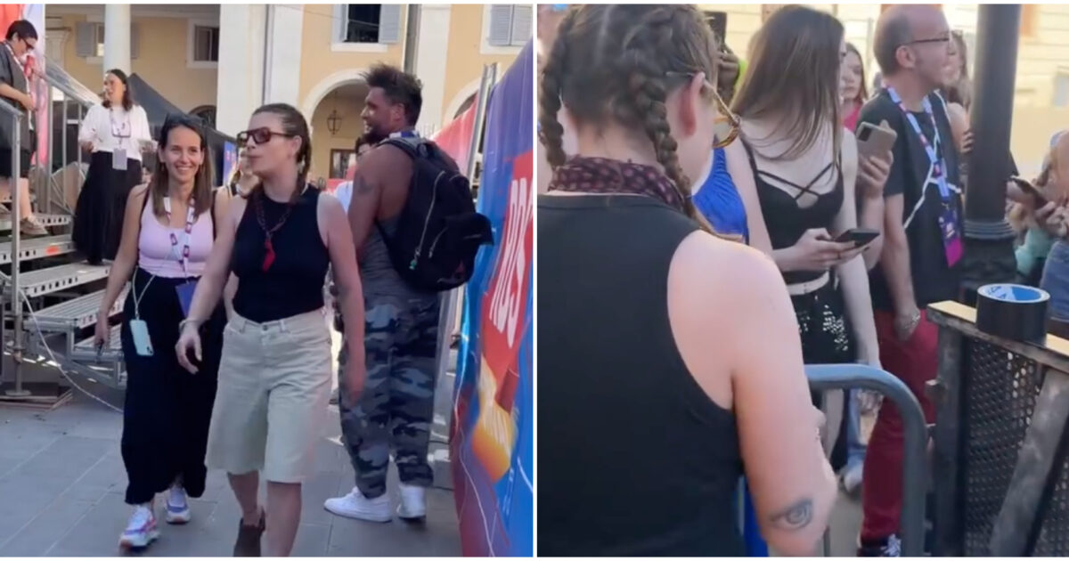 “C’è una bambina, devo andare”: Emma sposta le transenne per abbracciare la piccola fan in prima fila a RDS Summer Festival per la sua beniamina