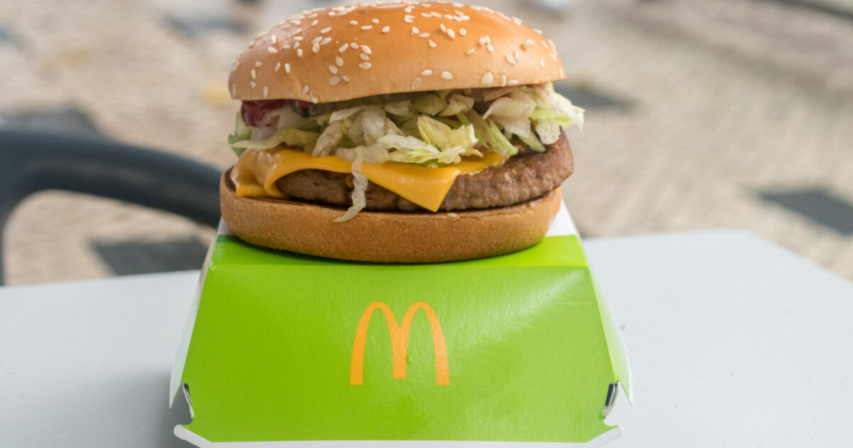 McDonald’s cancella l’hamburger vegetale dai menù negli Usa: “Nessuno vuole il McPlant”