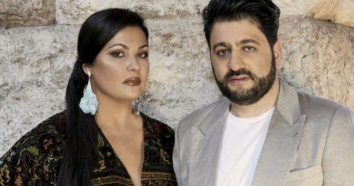 Copertina di La storia d’amore tra le due grandi star lirica danza Anna Netrebko e Yusif Eyvazov è finita, ma loro continuano a cantare insieme (e ad amarsi)