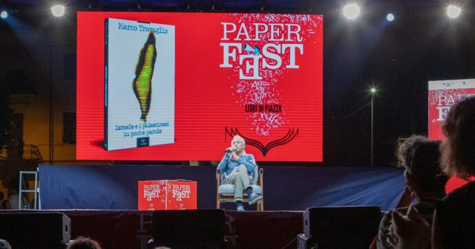 Copertina di Paper Fest – Libri in piazza, Travaglio presenta “Israele e i palestinesi in poche parole” e ripercorre la storia dei due Stati. Rivedi l’integrale