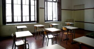 Copertina di “Molestò dieci alunne di 11 anni”: chiesto il processo per un professore di Roma