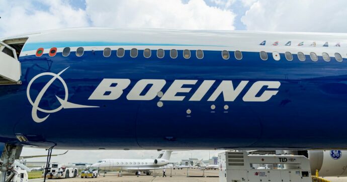 Copertina di Boeing è al bivio: patteggia oppure andrà a processo