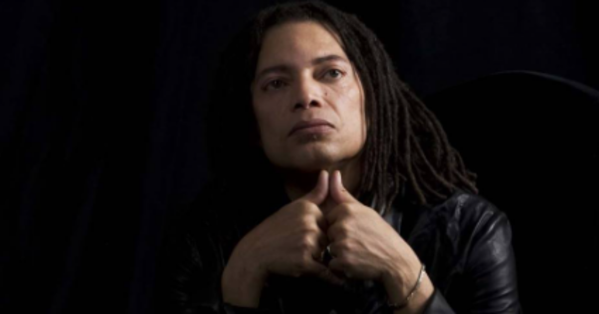 “Per il successo devi essere freddo, cattivo, devi fare contenti quelli che comandano, subire il loro controllo… Ecco cosa mi diceva Prince”: parla Terence Trent D’Arby (oggi Sananda Maitreya)