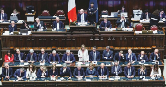 Sono già 107 i decreti scaduti: 1,5 miliardi restano nel cassetto