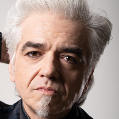 Copertina di Scoppia il primo “giallo” a Sanremo: Morgan non sarà più sul palco con Chiello per la serata della cover. Il cantautore specifica: “Sarò dietro le quinte”