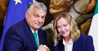 Copertina di Perché la partita in Ue di Meloni si fa più complicata: Orbán vuole sfilarle la guida della destra, Von der Leyen ha in tasca l’intesa coi Verdi