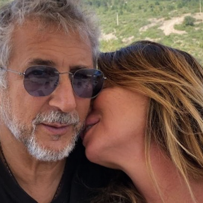 “Step by step. Forza ragazzo”: Paola Perego e il messaggio d’amore al marito Lucio Presta riapparso dopo l’incidente con il trattore