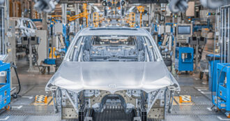 Copertina di Il crollo del settore auto affossa la produzione industriale di Germania e Francia