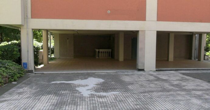 Si suicida con il figlio di sei anni in braccio