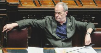 Copertina di Calderoli diventa “centralista”: ci sono gli affari di Angelucci