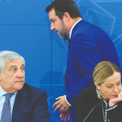 Copertina di Salta la discussione sul Documento di Bilancio in cdm. Chigi parla di “errore”, ma il taglio Irpef al ceto medio è in bilico