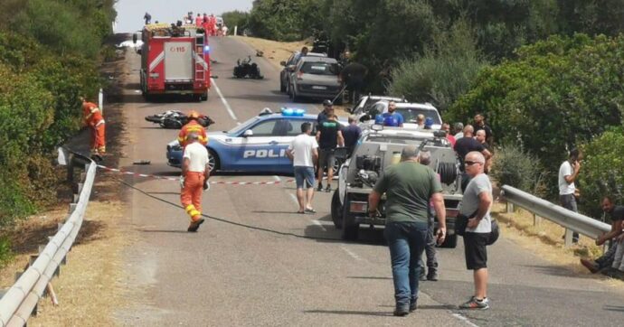 Scontro tra un’auto e due moto in provincia di Oristano: tre morti e due feriti. L’incidente innesca un incendio