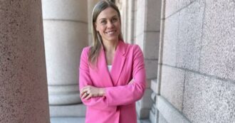 Copertina di La parlamentare finlandese Noora Fagerström posa nuda per un quotidiano: “Mi piace il mio corpo, ma ho anche dei problemi…”