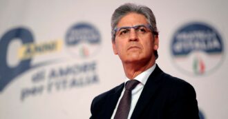 Copertina di Rai, Pomezia val bene una messa in onda: in tv niente speciali per le elezioni in Francia