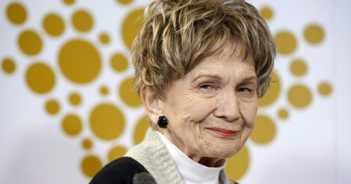 “Il patrigno mi molestava e violentava, mia madre lo sapeva e non diceva niente”: la rabbia della figlia del premio Nobel Alice Munro