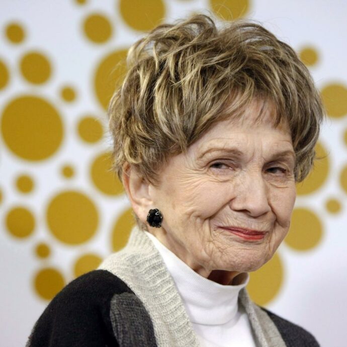 “Il patrigno mi molestava e violentava, mia madre lo sapeva e non diceva niente”: la rabbia della figlia del premio Nobel Alice Munro